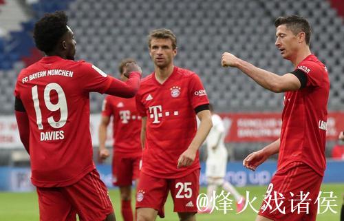 德甲-穆勒戴维斯传射莱万破门 拜仁5-2法兰克福
