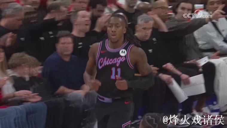 布里奇斯26+14 黄蜂逆袭公牛止三连败